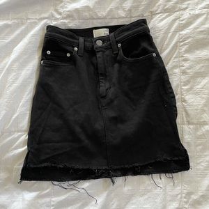 Aritzia black denim skirt